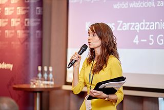 Dr. Agata Ciołkosz-Styk (INFRAMA) moderates the sessions of the congress